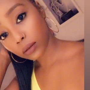 Meet your Posher, Shantryce